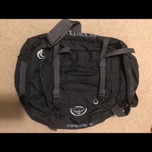 Osprey Backwoods carry on bag excellent